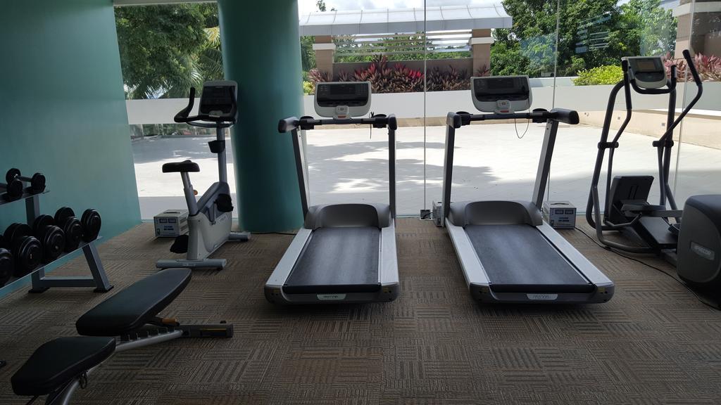Padgett Place Prime Suites Cebu Buitenkant foto