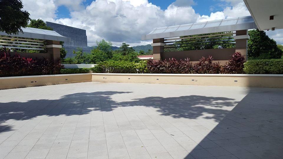 Padgett Place Prime Suites Cebu Buitenkant foto