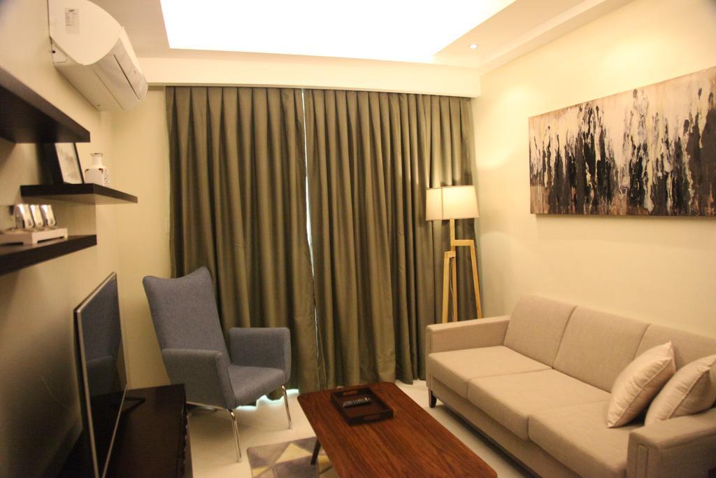 Padgett Place Prime Suites Cebu Buitenkant foto