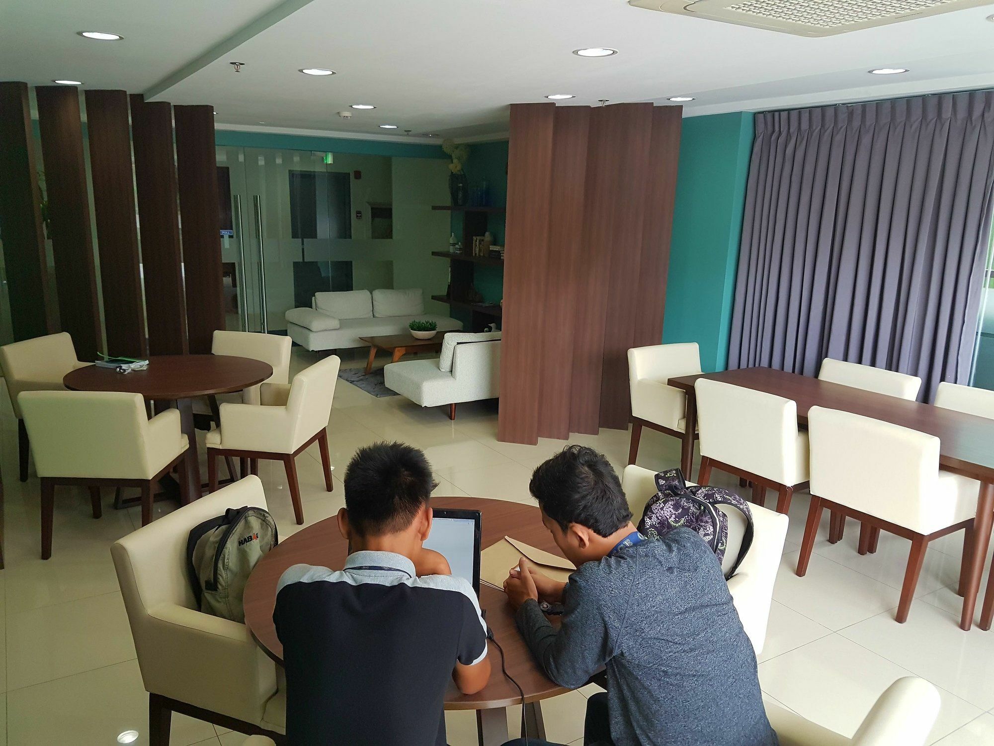 Padgett Place Prime Suites Cebu Buitenkant foto