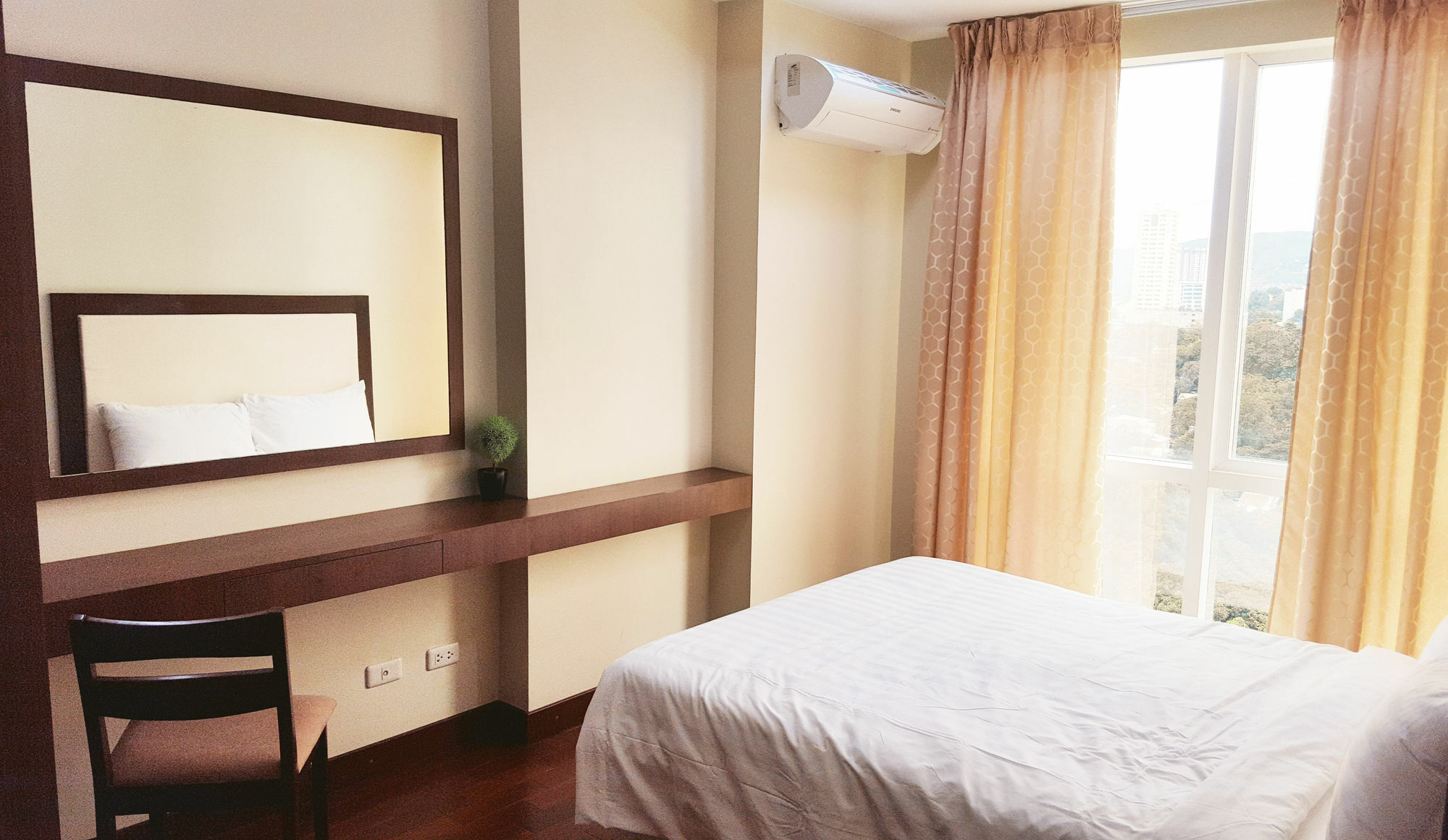 Padgett Place Prime Suites Cebu Buitenkant foto