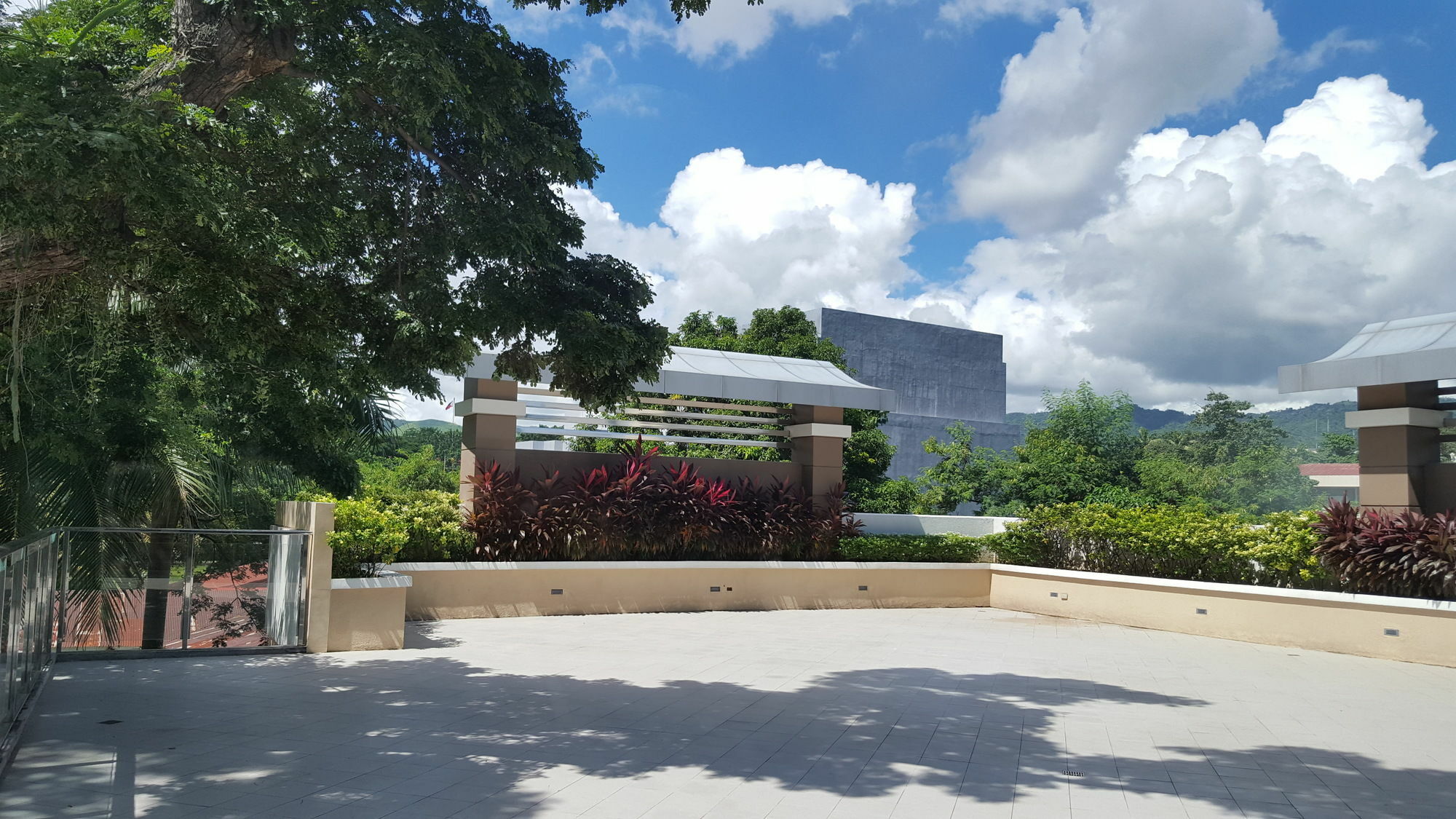 Padgett Place Prime Suites Cebu Buitenkant foto